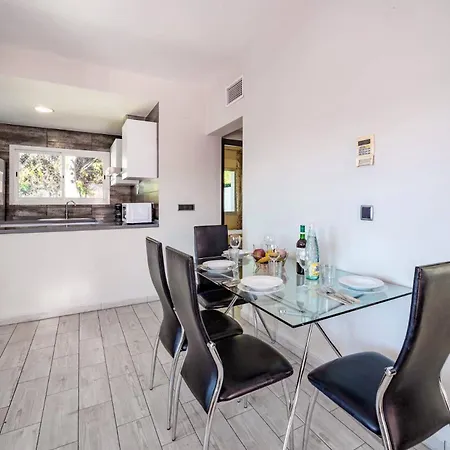 Pomera Dos By * Beniarbeig